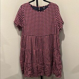 Madewell pink and navy Ruffled Tiered Dress